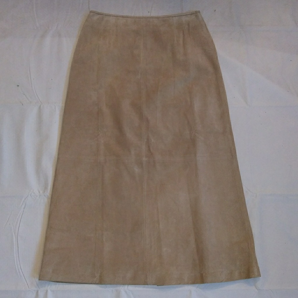 Boston Proper suede/leather long skirt. Tan. Sz. 8